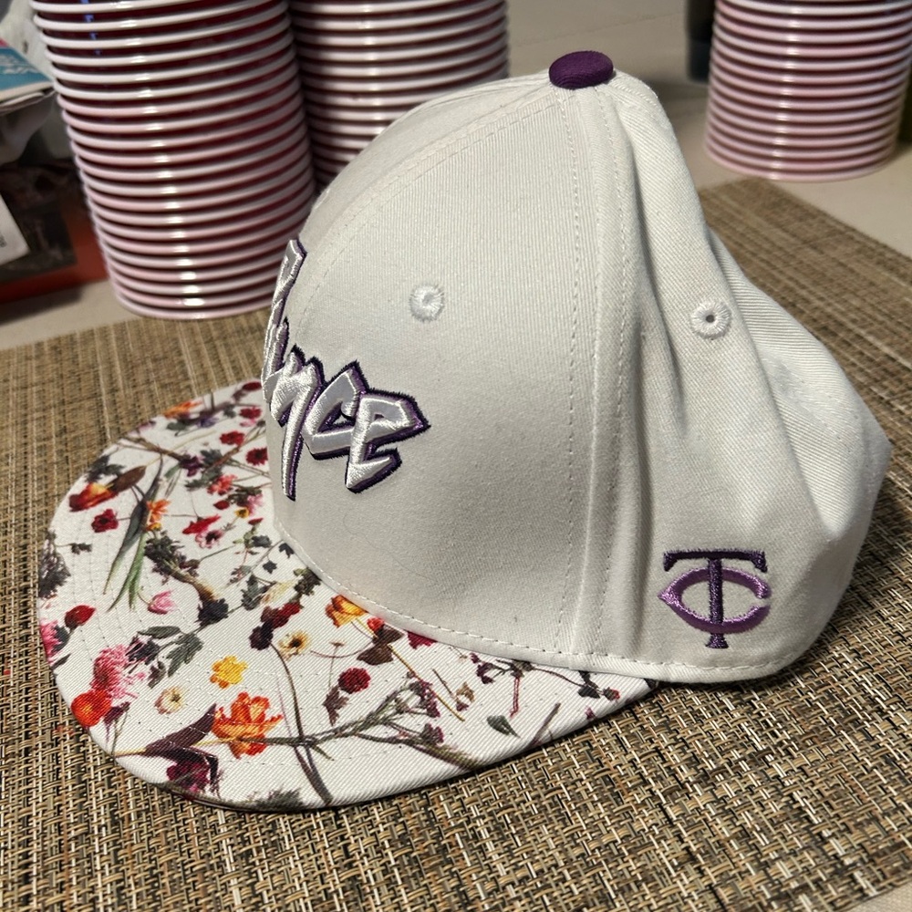 Limited-Edition Prince/Minnesota Twins Collab Hat - Picture 2 of 4